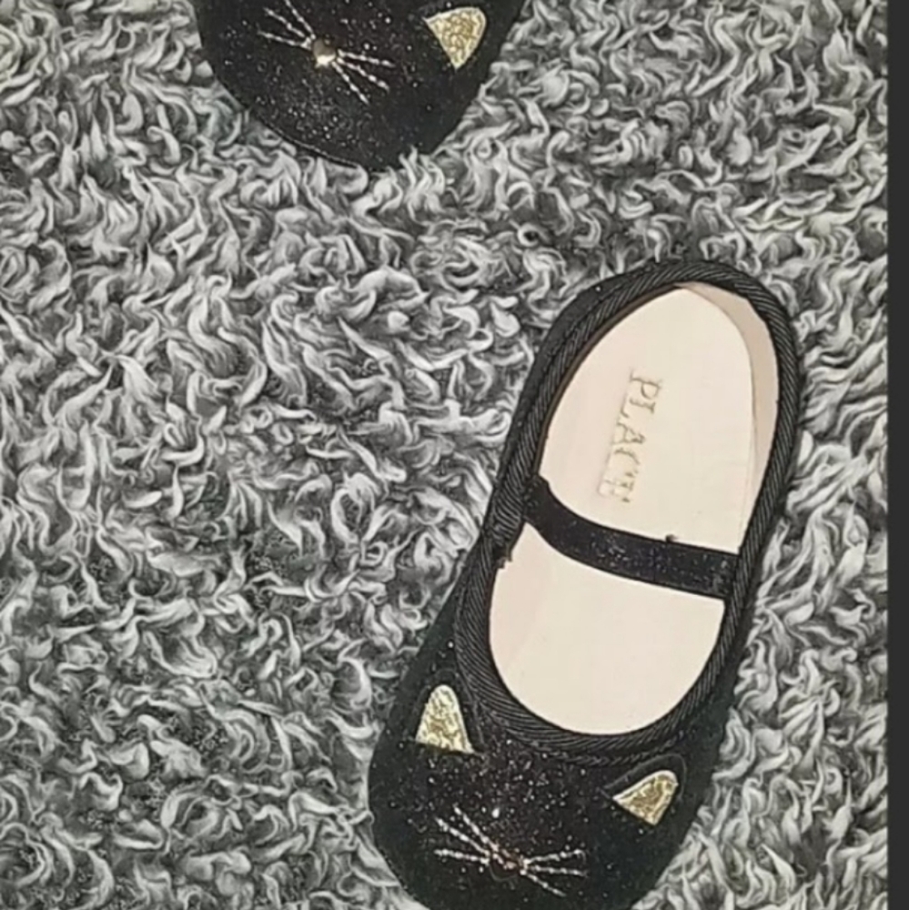Childrens place baby girl glittery flats